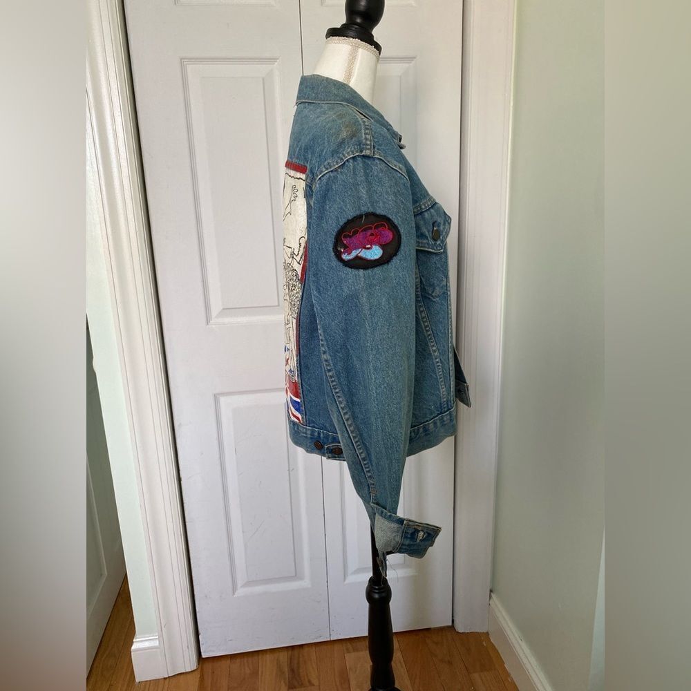 1990s/80s Levi’s Jean Jacket with Hand painted WHO Band Album Cover - Picture 9 of 11